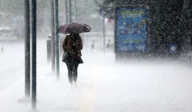 Meteoroloji'den 12 kente turuncu ve sarı kodlu çok kuvvetli yağış uyarısı!