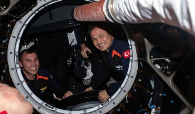 Türk Astronot Alper Gezeravcı uzaya hangi özel eşyaları götürdü? Alper Gezeravcı'nın yanıtı duygulandırdı