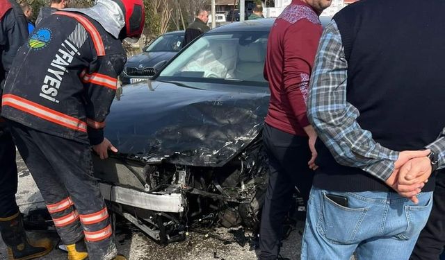 AK Partili milletvekili trafik kazası geçirdi