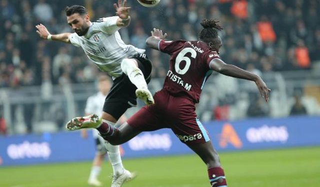 Derbinin kazananı kartal oldu: Beşiktaş, Trabzonspor'u 2-0 mağlup etti