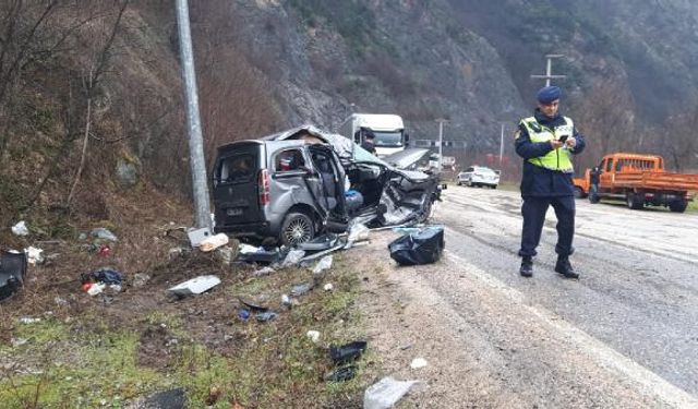 Karabük'te acı kaza: Cenazeye giderken canlarından oldular...