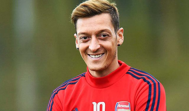 Mesut Özil o takıma geri dönüyor!