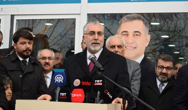 Bakan Işıkhan'dan seçim çağrısı: Refah seviyesini arttırabileceğimiz bir yıl olacak