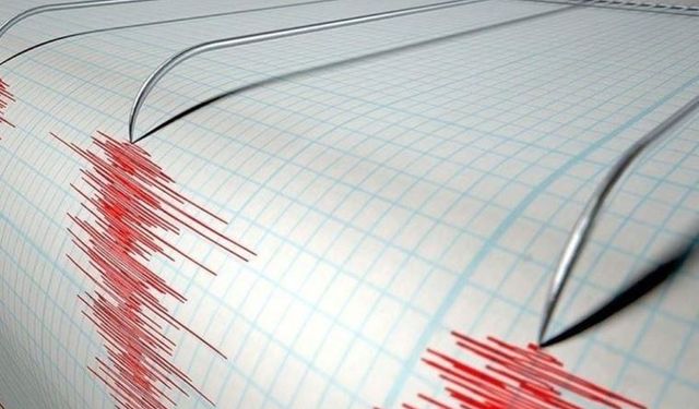 Bursa'da depremde panikle balkondan atlayan 1 kişi hayatını kaybetti