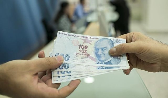 Emekliye 3 bin lira ikramiye Meclis'te kabul edildi: İşte ödeme takvimi