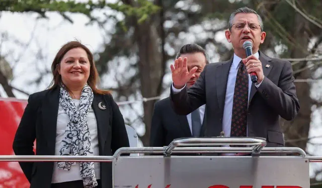 Özgür Özel canlı yayında açıkladı: Burcu Köksal'ın açıklamalarının perde arkası...