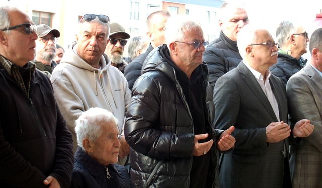 Ünlü oyuncu Zafer Algöz'ün acı günü