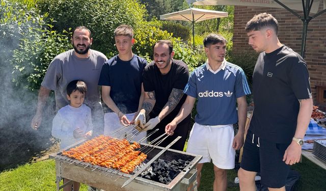 Arda Güler'den Real Madridli takım arkadaşlarına mangal ziyafeti