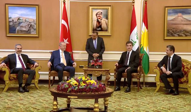 Cumhurbaşkanı Erdoğan Erbil'de Barzani ile görüştü