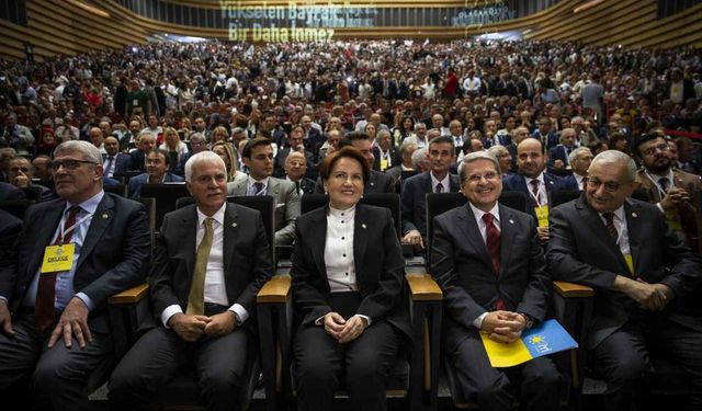 İYİ Parti genel başkan adaylarından kurultayda kritik açıklamalar!