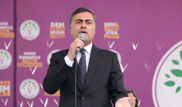 Abdullah Zeydan Van'da yeniden başkan oldu!