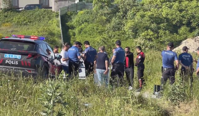 Arnavutköy'de GBT kontrolü yapmak isteyen polise silah çektiler!