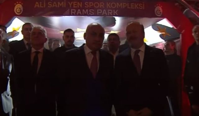 Galatasaray taraftarından TFF başkanına yoğun tepki!