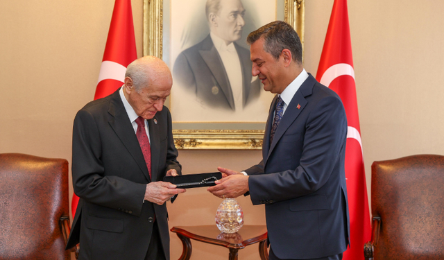 CHP Genel Başkanı Özgür Özel MHP Genel Başkanı Devlet Bahçeli'yi ziyaret etti