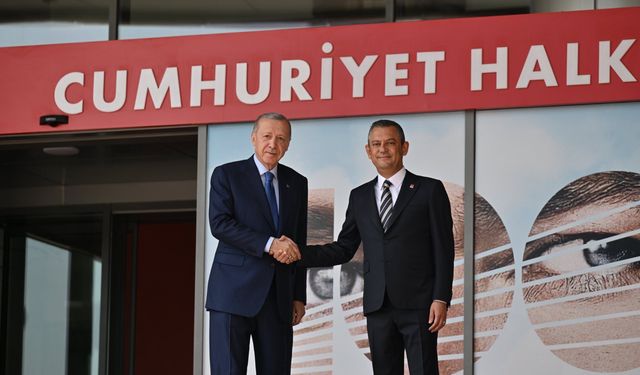 Cumhurbaşkanı Erdoğan 18 yıl sonra CHP Genel Merkezi'nde...