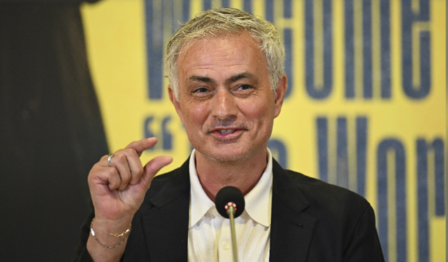 Fenerbahçe'de Mourinho sonrası ilk ayrılacak isim belli oldu