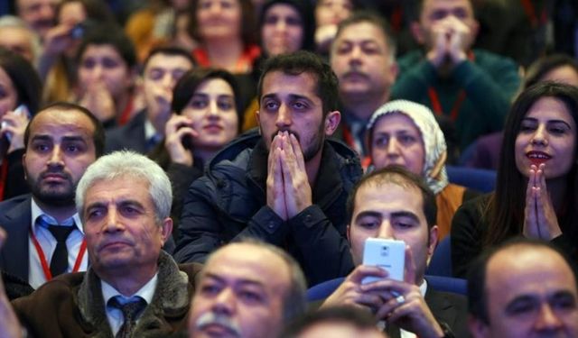 MEB açıkladı! 20 bin sözleşmeli öğretmen atamasında yeni gelişme