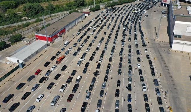 Ticaret Bakanlığı gurbetçiler için yeni tedbirleri duyurdu: Son beş yılda yurda gelen gurbetçi sayısında büyük artış!