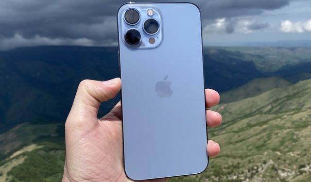 iPhone 17 Pro Max'in kamera tasarımı sızdırıldı
