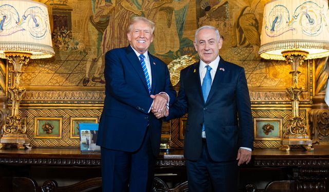 İsrail Başbakanı Netanyahu, Trump'u ziyaret etti: "Sizi özledik"