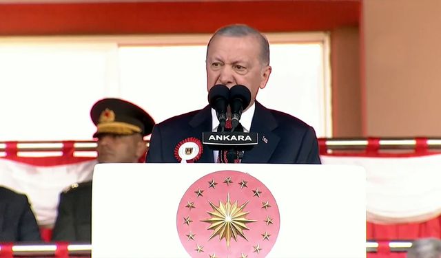 Cumhurbaşkanı Erdoğan, harp okulu mezuniyet töreninde konuştu: FETÖ'nün ordudaki tahribatını telafi ettik