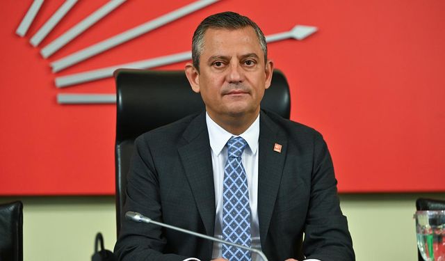 CHP’de ‘Altı Ok’ tartışması: Özgür Özel’in açıklamaları kriz yarattı