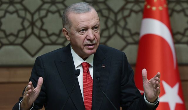 Cumhurbaşkanı Erdoğan flaş çıkış: Milyonlarca vatandaşımız anasının dilini konuştu diye ötelendi