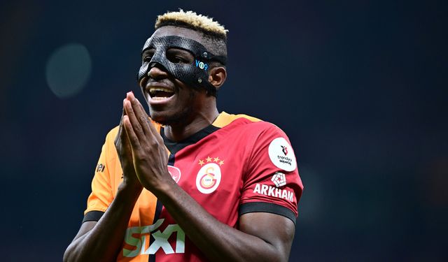 Galatasaray'a Osimhen'den kötü haber: Sakatlanarak oyundan çıkmıştı