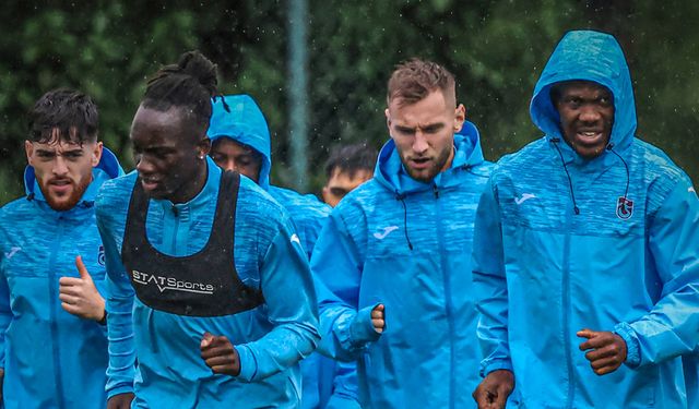 Trabzonspor'a yıldız oyuncudan kötü haber: Antrenmanda sakatlandı