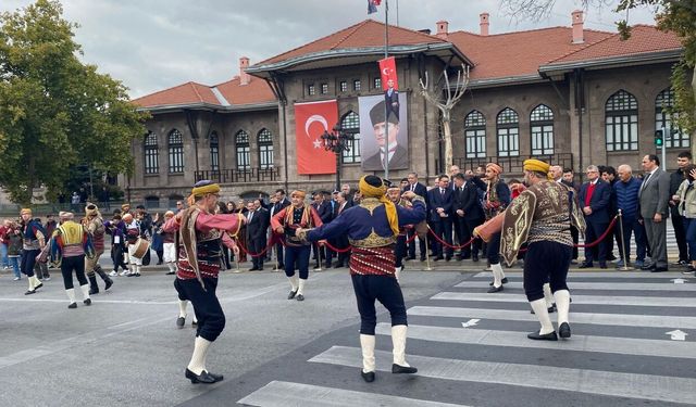 Ankara’nın başkent oluşunun 102. Yılı törenle kutlandı