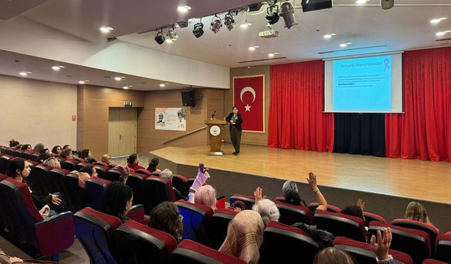 Çiğli'de meme kanseri farkındalığı: Seminer düzenlendi, kadınlar bilgilendirildi