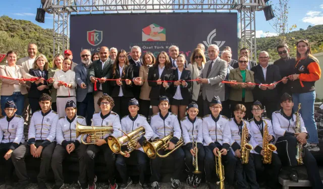 İzmir’de sokaktaki canlar için örnek proje: Güzelbahçe Can Dostlar Merkezi açıldı