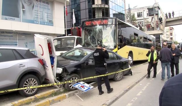 İstanbul'da İETT otobüsü durağa daldı: 1 ölü, 4 yaralı