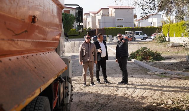 İzmir'de kullanılamaz hale gelen yollar onarılıyor: O belediyeden dev yatırım!