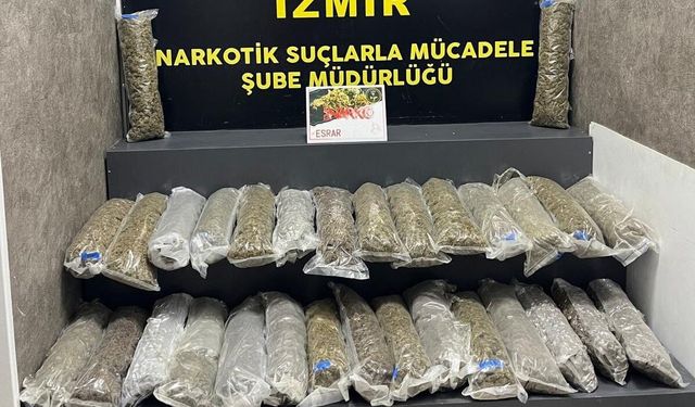 İzmir Karabağlar’da zehir deposu ortaya çıkarıldı: 23 kilo madde ele geçirildi