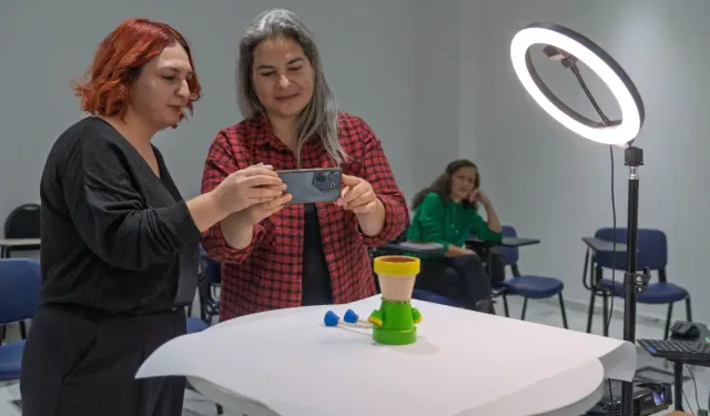 İzmirli kadınlar ve gençlere müjde: İzmir Büyükşehir’den iş garantili eğitimler başladı