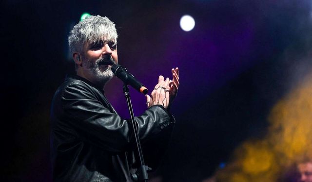 İzmir'de festival başlıyor: Ünlü isim sahne alacak, konser ücretsiz!