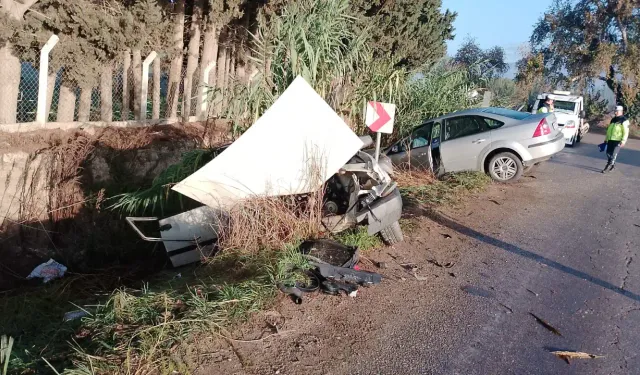 Ödemiş’te art arda iki kaza: 5 kişi hastaneye kaldırıldı