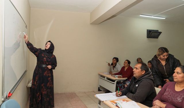 İzmir Büyükşehir'den Bayındır'da hayatı değiştiren hizmetler