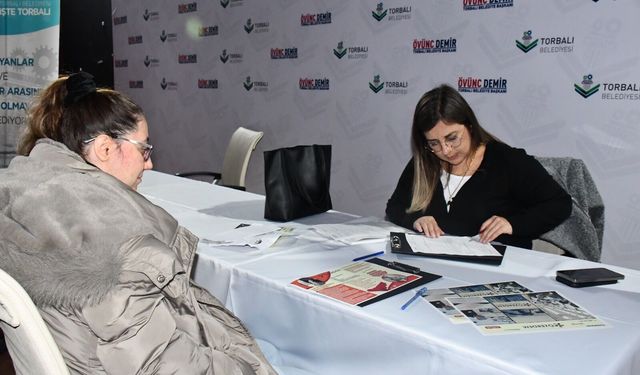 İzmir'de engelli bireylere istihdam sağlayan çalışma: Belediye, işçi ve işveren arasında köprü oluyor