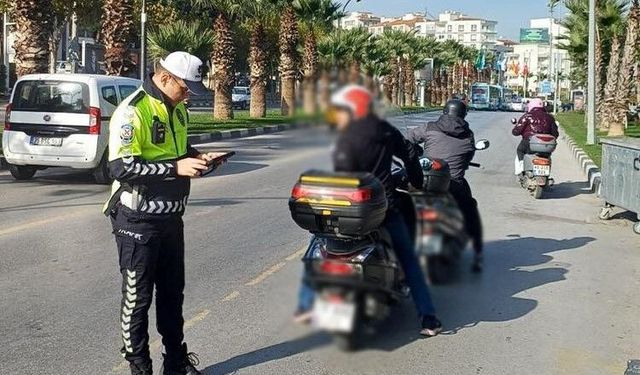 Bir haftada 7 Bin 800’ü aşkın trafik cezası kesildi: Hız ve park ihlali ilk sırada