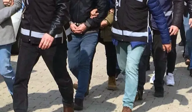 Gaziemir’de flaş operasyon: 637 hap ele geçirildi, 2 gözaltı