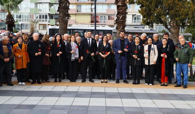 Uğur Mumcu, ölümünün 33'üncü yılında Karabağlar'da anıldı