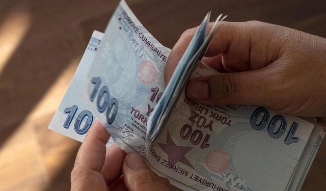 Ünlü oyuncu herkesi şaşırttı: Emekli zammı için bu utanç verici dedi