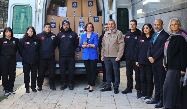 Depremin yıl dönümünde Karabağlar’dan Adıyaman’a ilmek ilmek dayanışma