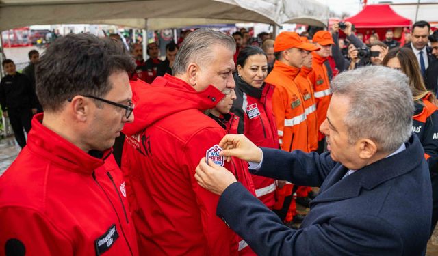 İzmir afetlere karşı güçleniyor: BAK'a akreditasyon çıktı!