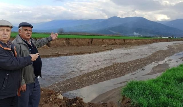 Bademli Barajı tahliyesi sele dönüştü: 5 dekar tarım alanı yok oldu