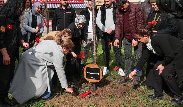 Buca’da 6 Şubat anması: Depremde yitirilenler için fidanlar dikildi
