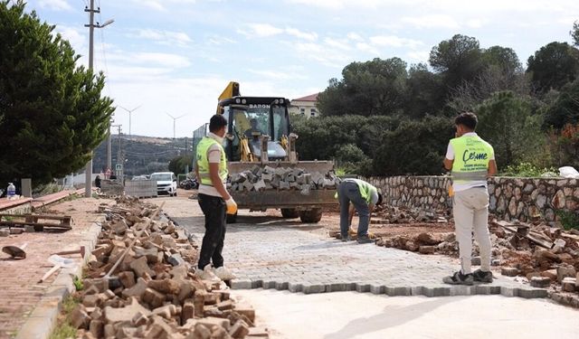 Çeşme’de asfalt ve parke seferberliği başladı: 2 ayda 32 bin 700 metrekare yol yenilendi
