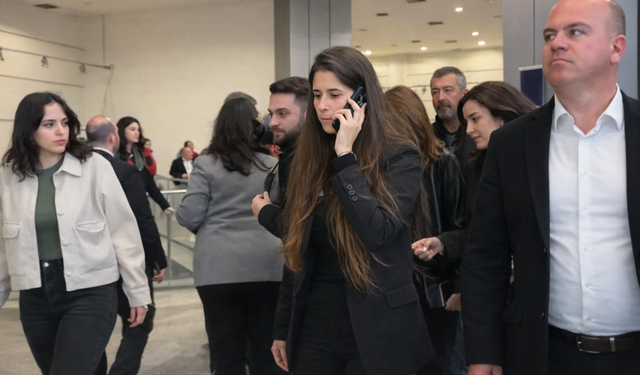 Hakkında ‘uyuşturucu’ soruşturması başlatılan Lal Denizli, İzmir’e döndü!